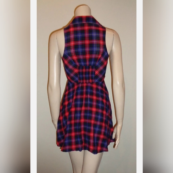 Guess plaid purple & red snap front sleeveless mini dress size 1 - Picture 2 of 8